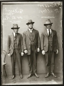 1920s mens gangster fashion