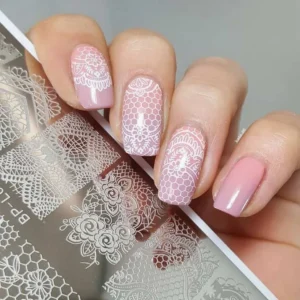 10. Lace Lovely mother day nail ideas 