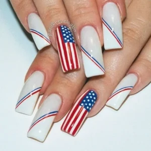 3 Alternating Colour Nails: American Flag Theme 