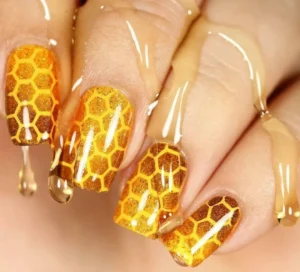 Yellow Honeycomb nail Pattern